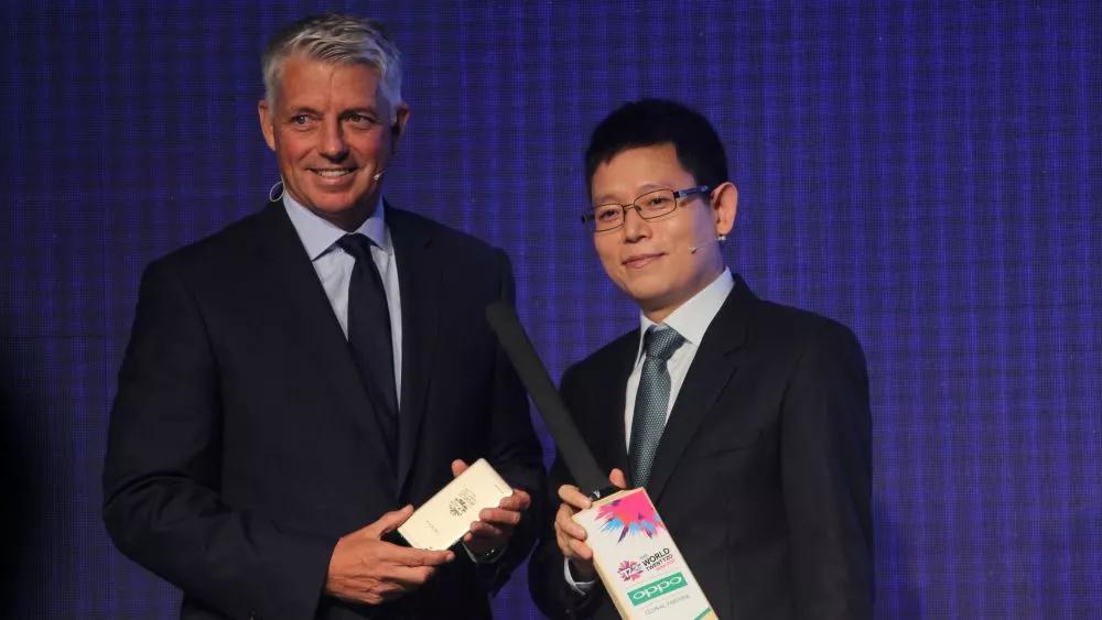 看新手机品牌realme论oppo前高管李炳忠的本分理念