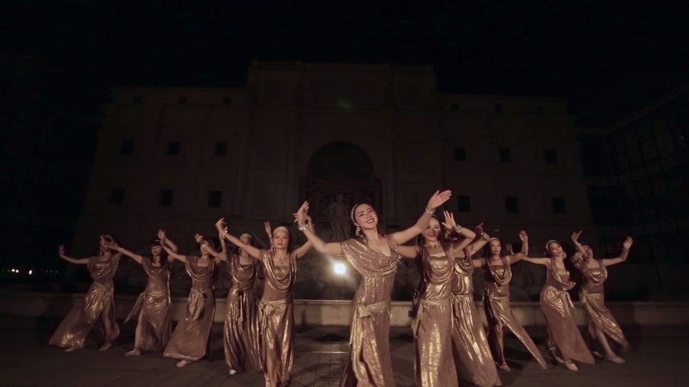 美艳肚皮舞《baladi》@微博舞蹈 @单色舞蹈