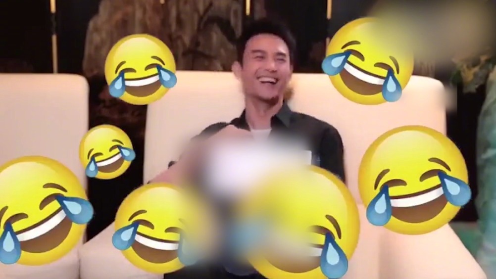 嘲笑,魔性笑声简直回荡上空 为您推荐: 王凯魔性笑声难躲黑衣人追捕