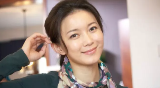 主持人出道,她凭借《武林外传》一炮而红,如今39岁宛如少女一般|刘敏