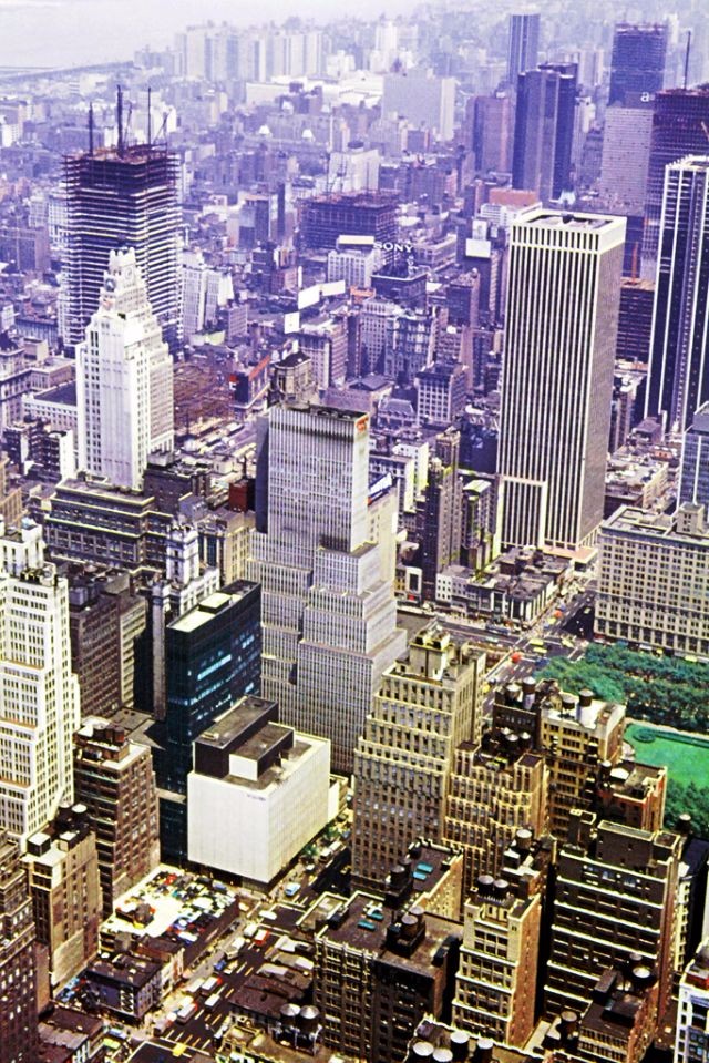 老照片:1970 年代,摄影师镜头下的纽约街头(2)_新浪看点