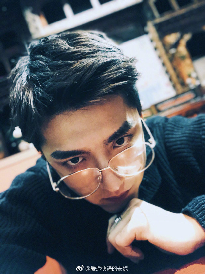 惊人揭秘！他们说的外围女到底怎么找，背后隐藏了哪些秘密