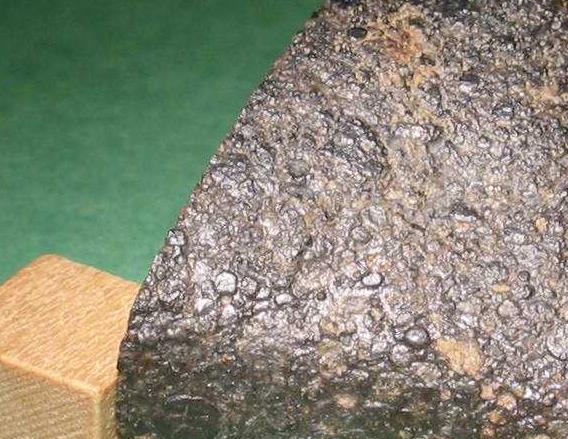 陨石怎么从特征来判断什么陨石