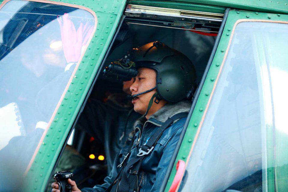 中国陆航米-171夜航有神器,飞行员戴夜视头盔驾机|直升机|陆军|夜视仪