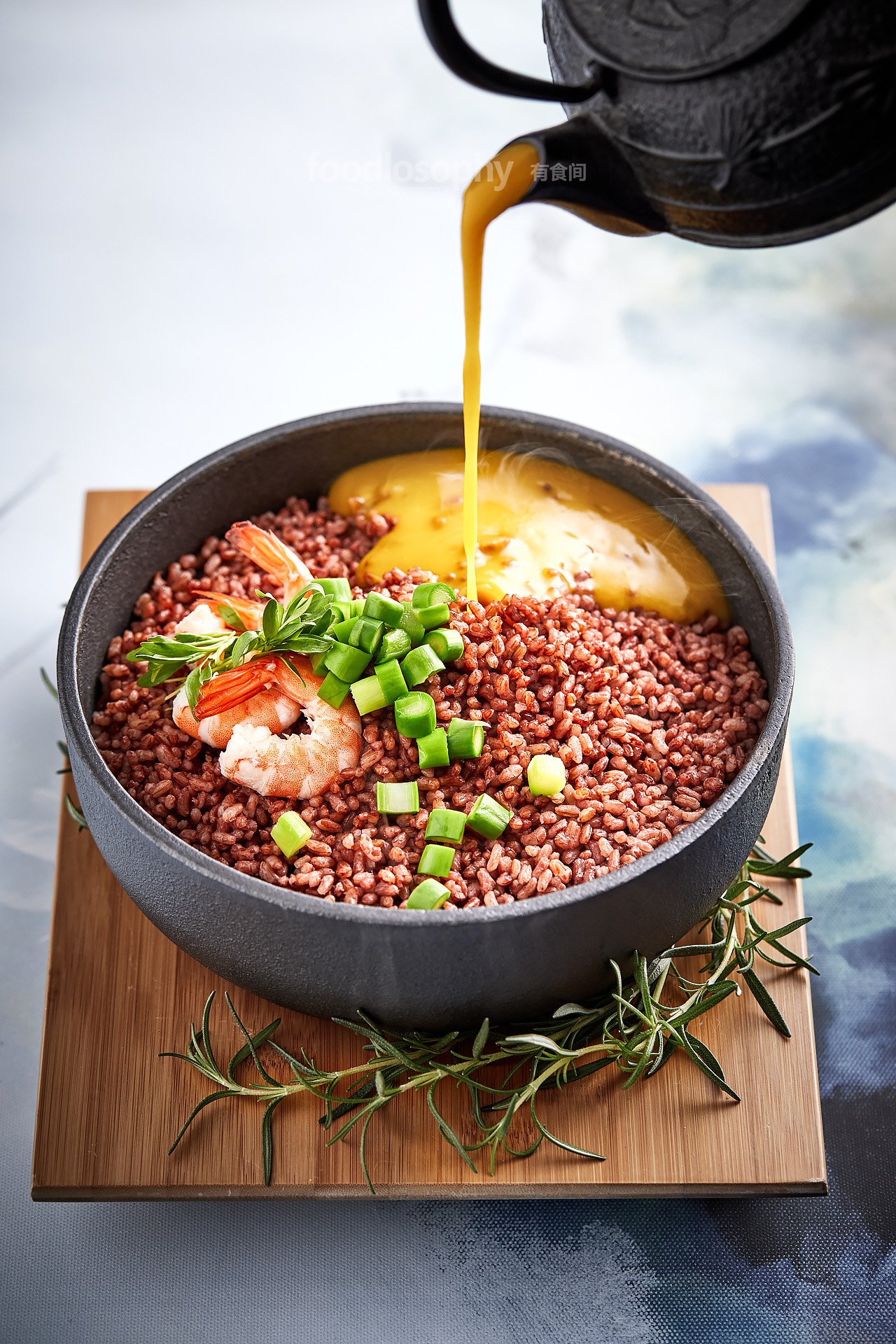 有食间 x 辛香汇-映水芙蓉映水芙蓉招牌菜品的器皿和菜品造型设计by