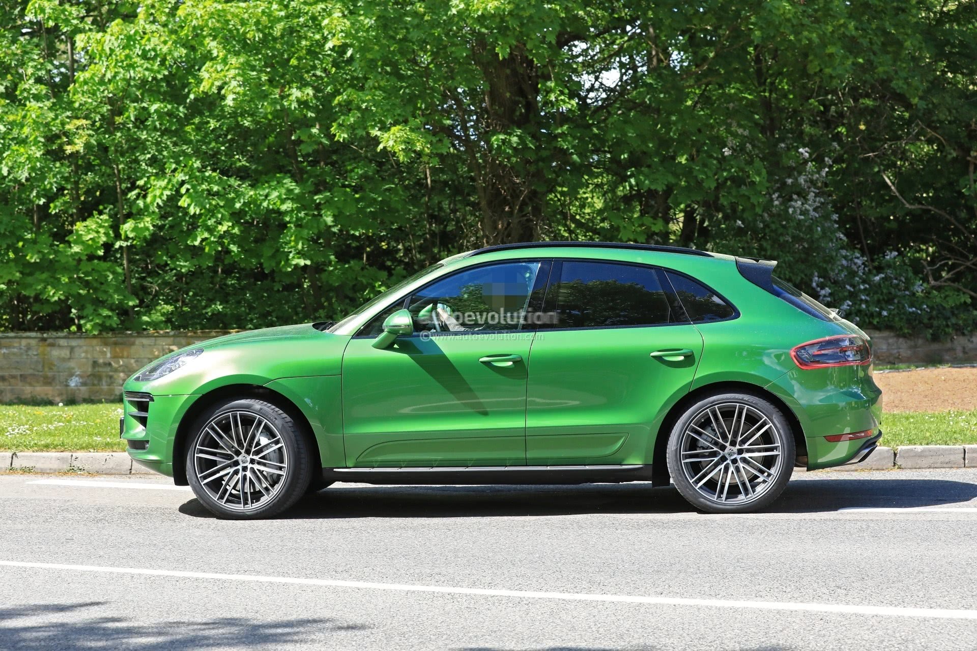 保时捷新款macan,外观内饰动力全面升级,爆款潜质只增不减!