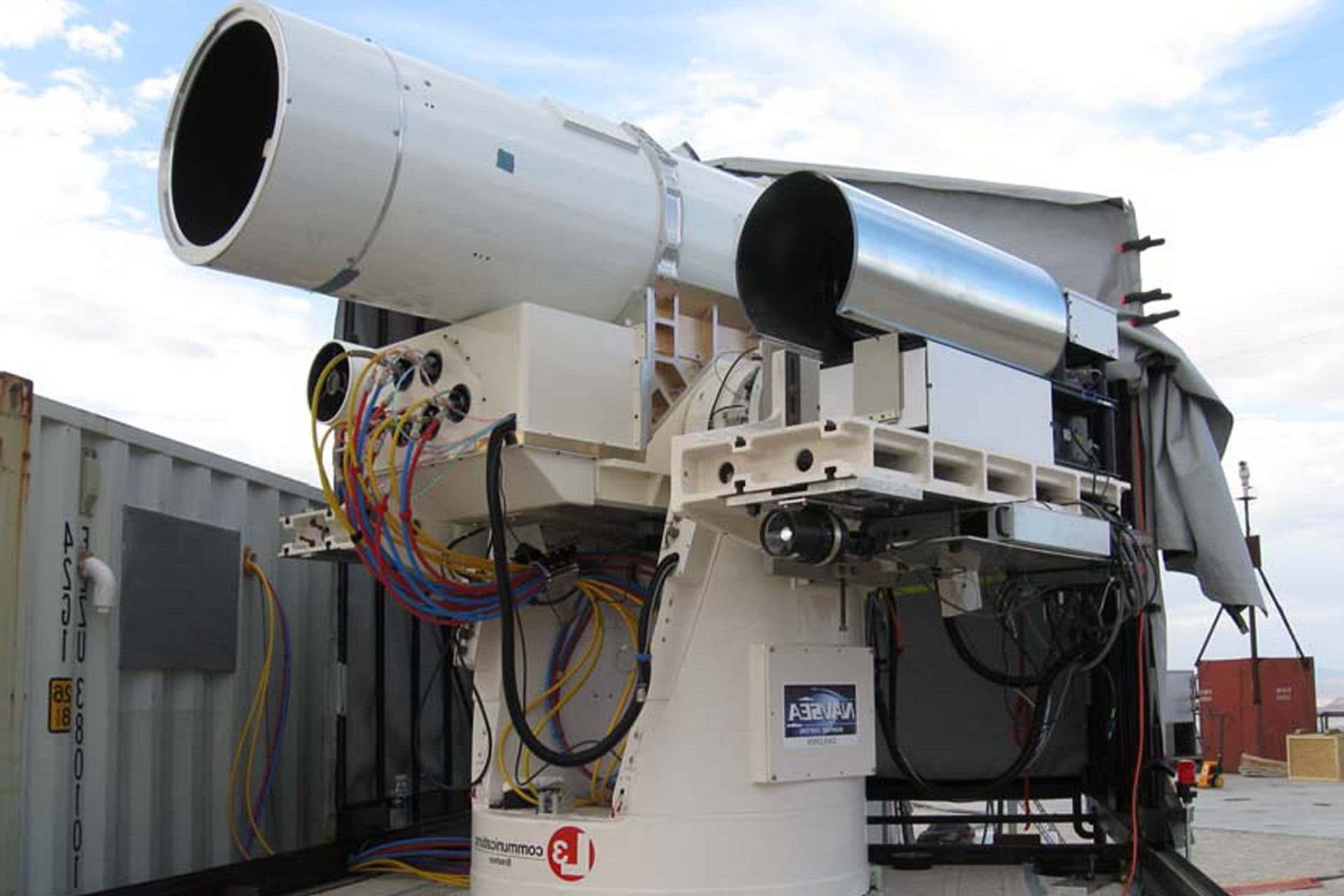 美海军宣布,其海军武器研究中心再次成功测试了一种新的舰载激光武器