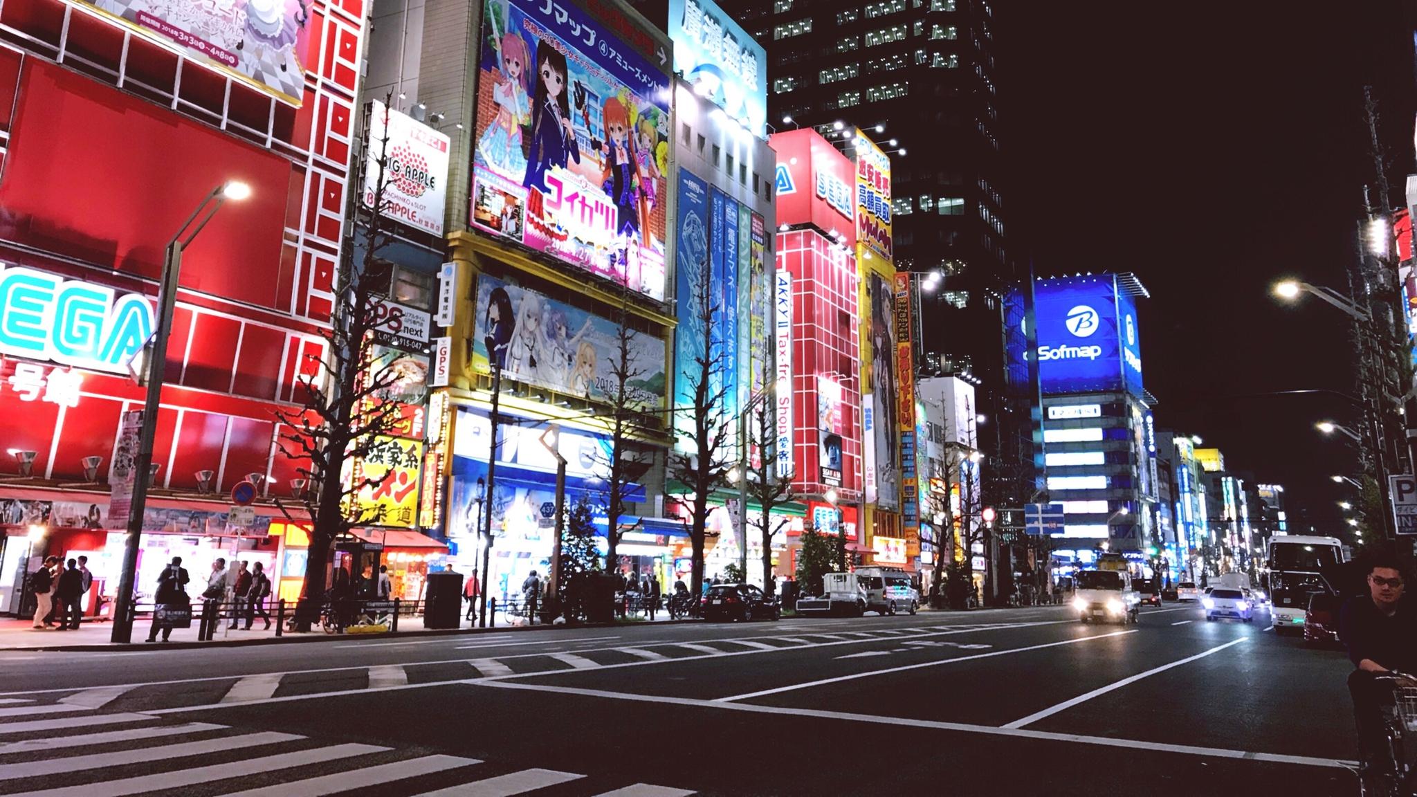 东京客片,穿梭在秋叶原的街道简直炒鸡有范