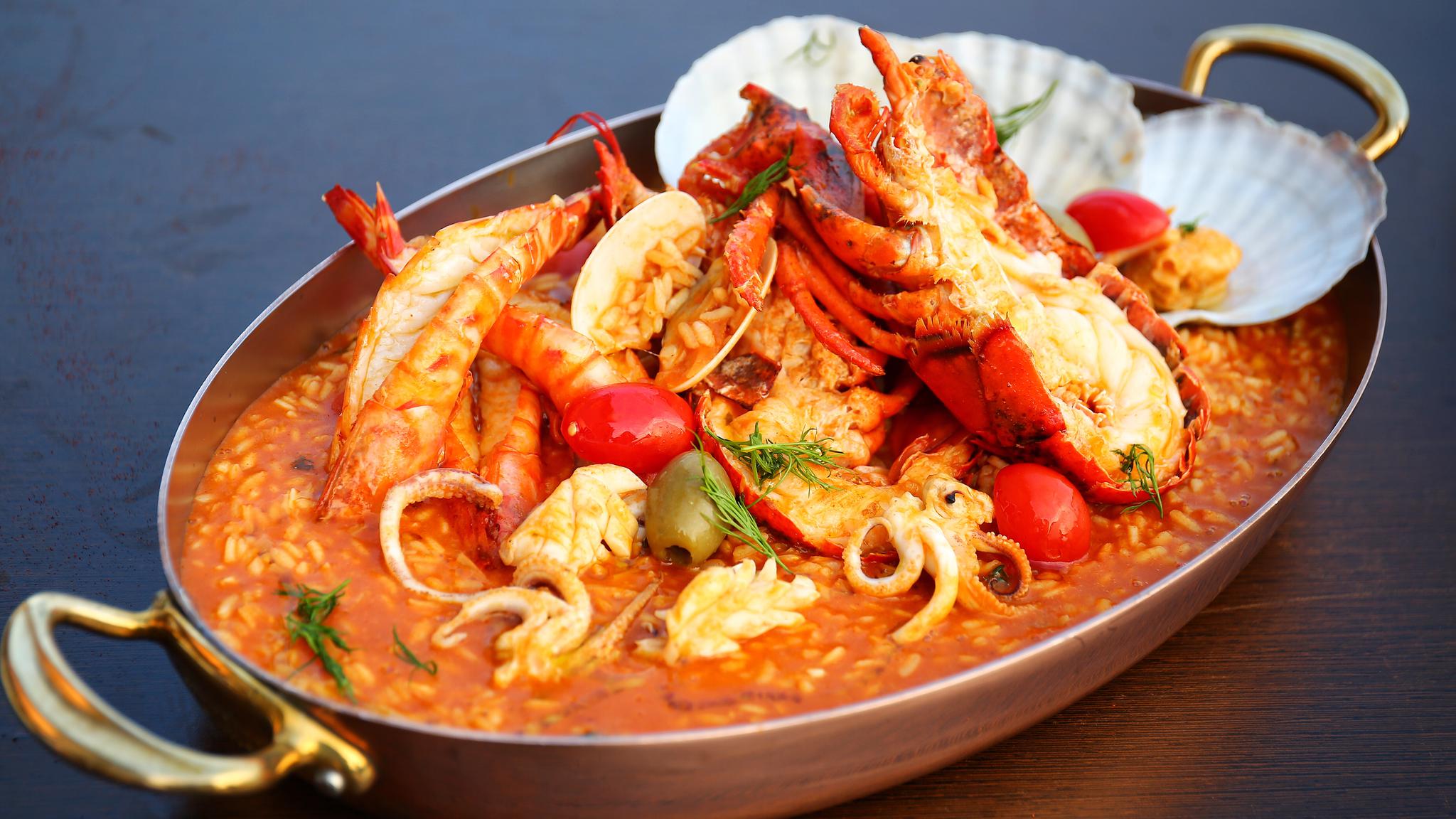 大厨教你做超惊艳的龙虾海鲜烩饭