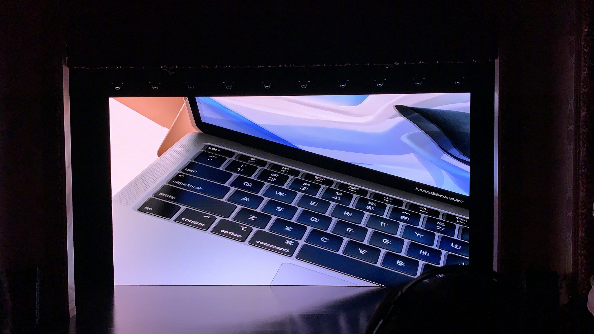 带retina显示屏的新macbookair来啦