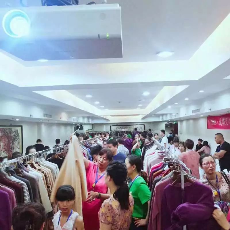 天心缘羊绒衫北京上市 誓做订制行业诚信品牌