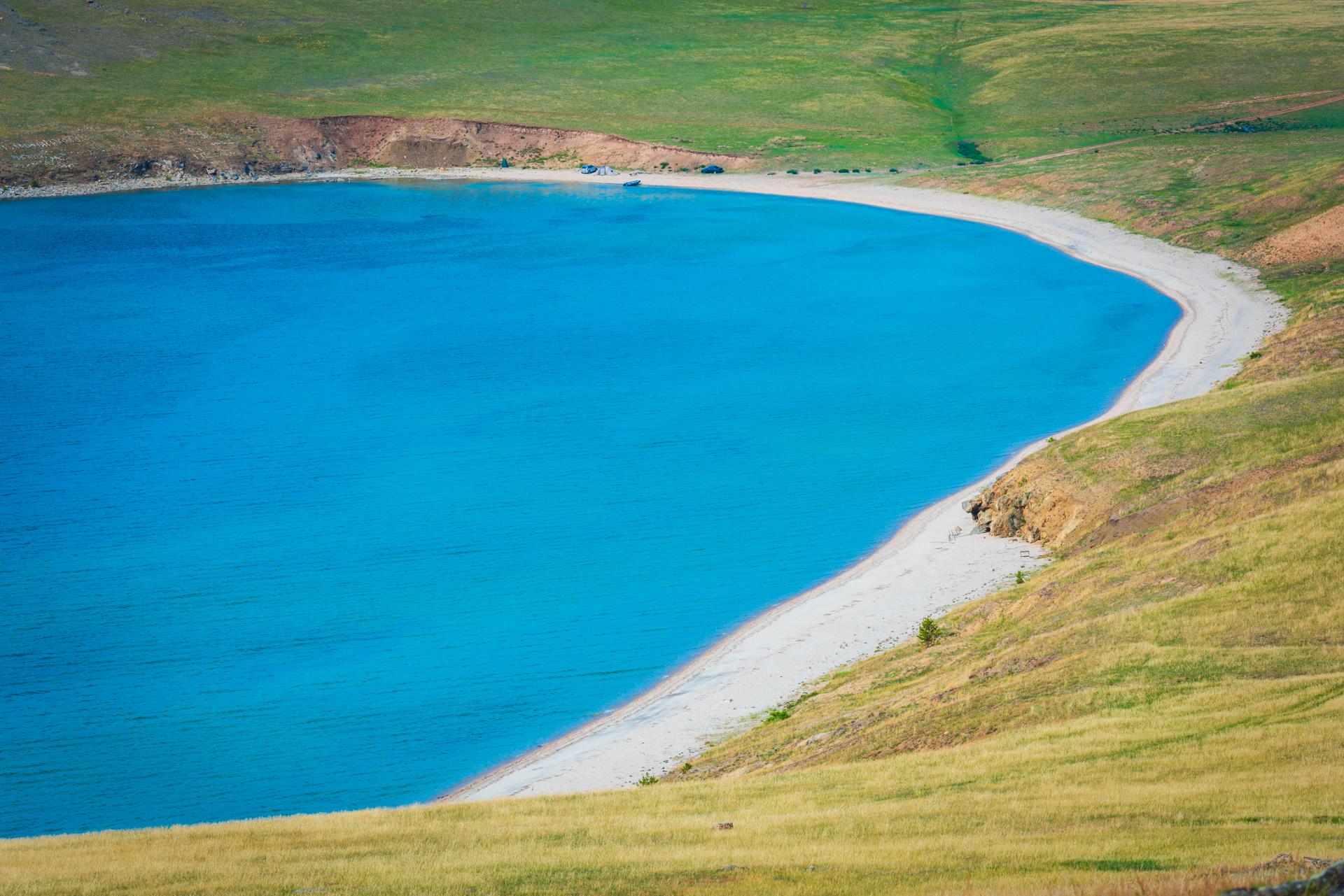 站在贝加尔湖畔听着李健唱的那首歌