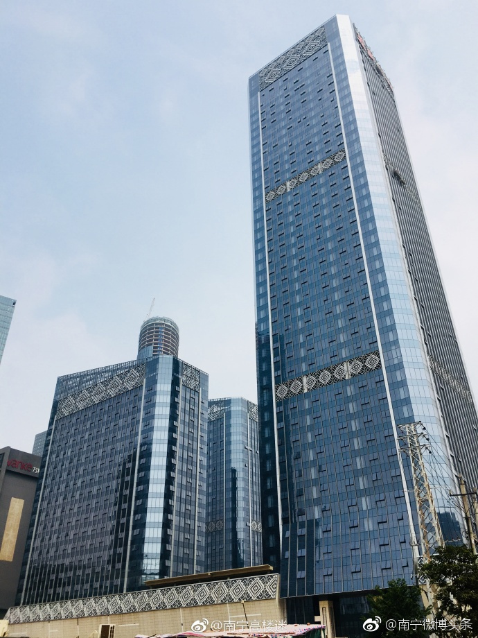 之五象总部大厦