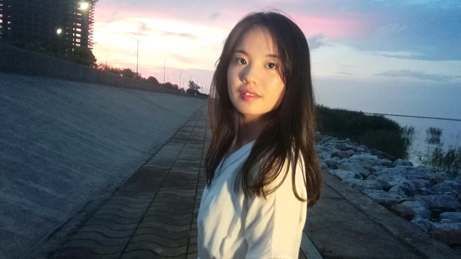 我是省运会志愿者 金佳怡