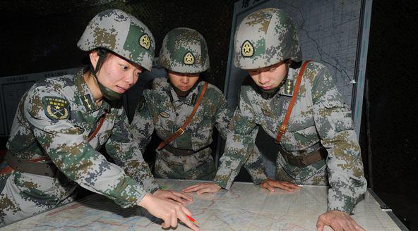 当过兵的人,尤其是当过参谋的人,可能在部队都用过指挥尺,别看这只是