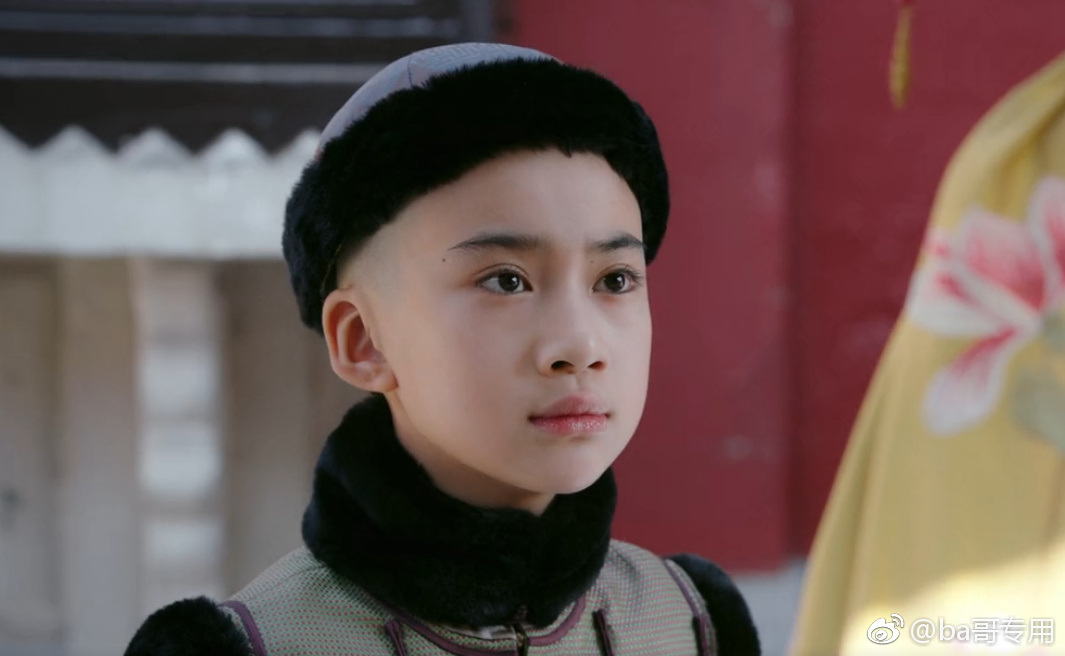 如懿传里面的大阿哥,长得真像ab啊