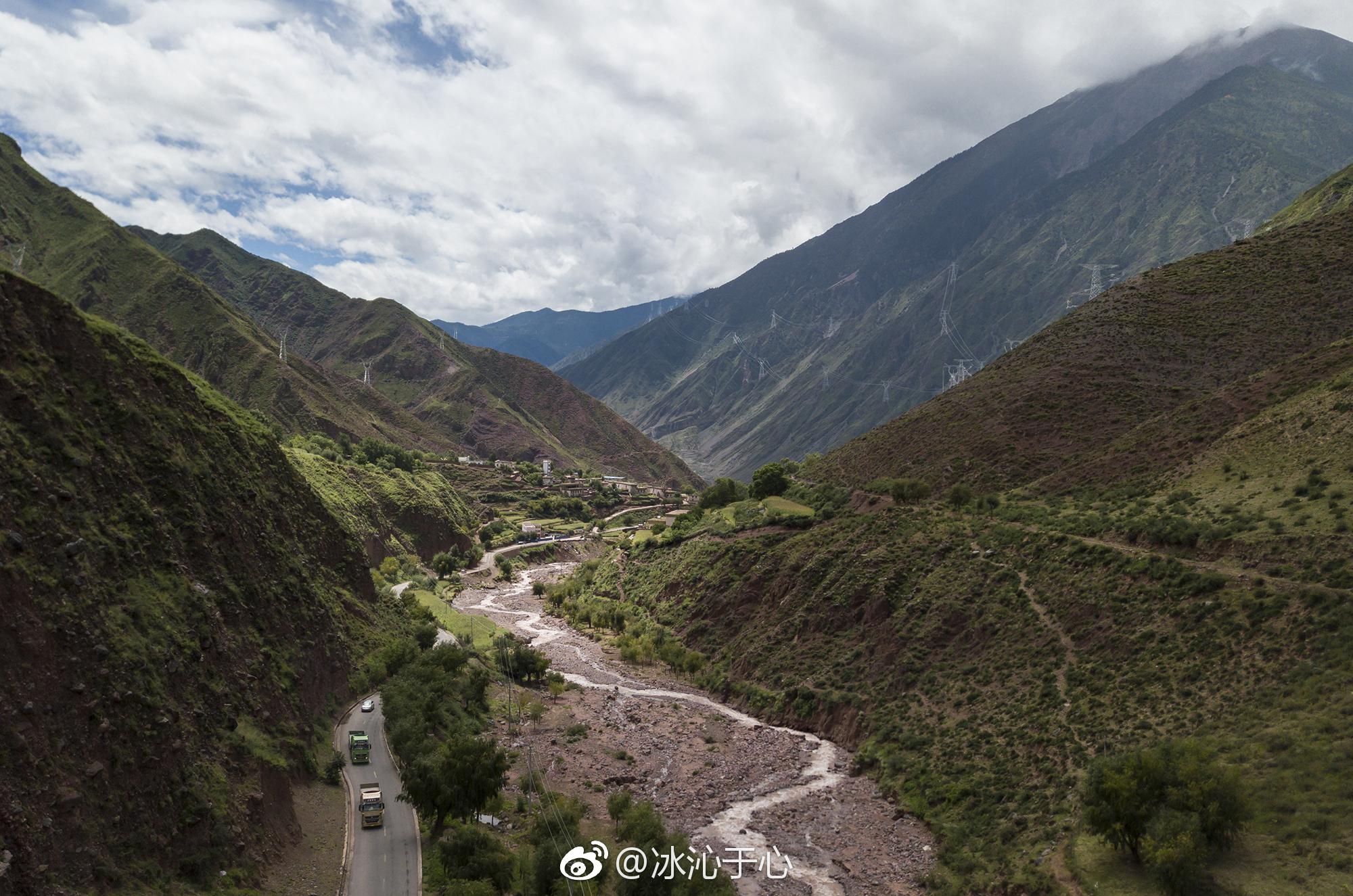 五菱牧马人类型越野