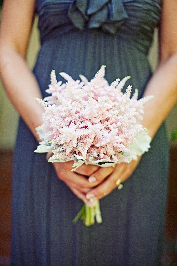 67落新妇最in手捧花材几禾花舍