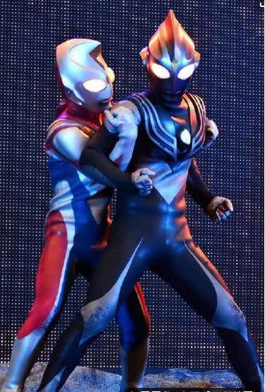 黑暗迪迦暴走起来有多可怕就连佐菲都不能左右他