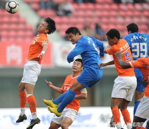 盘点中国足球历史十大奇葩事件!数学老师的