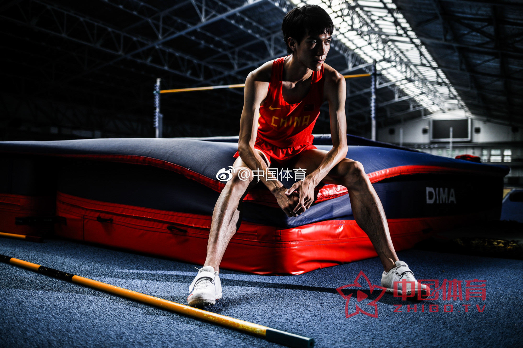 关于刚刚获得亚运会男子跳高冠军的王宇有三件事必须告诉你