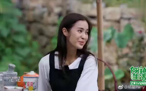 明日之子 :邱虹凯尹清《我还年轻》超好听,何炅