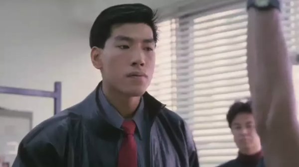 短头发就演大坏蛋,长头发则是好人|张耀扬|学校风云|监狱风云_新浪