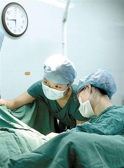 组图告诉你:助产士是怎样给孕妇接生的,完全颠覆了大家的印象