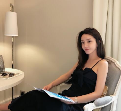 yy上最吸金的女主播崔阿扎 名下数量百万豪车从不