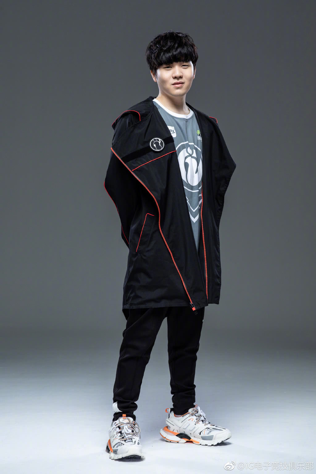 s8全球总决赛ig出征服定妆照jackeylove颜值担当