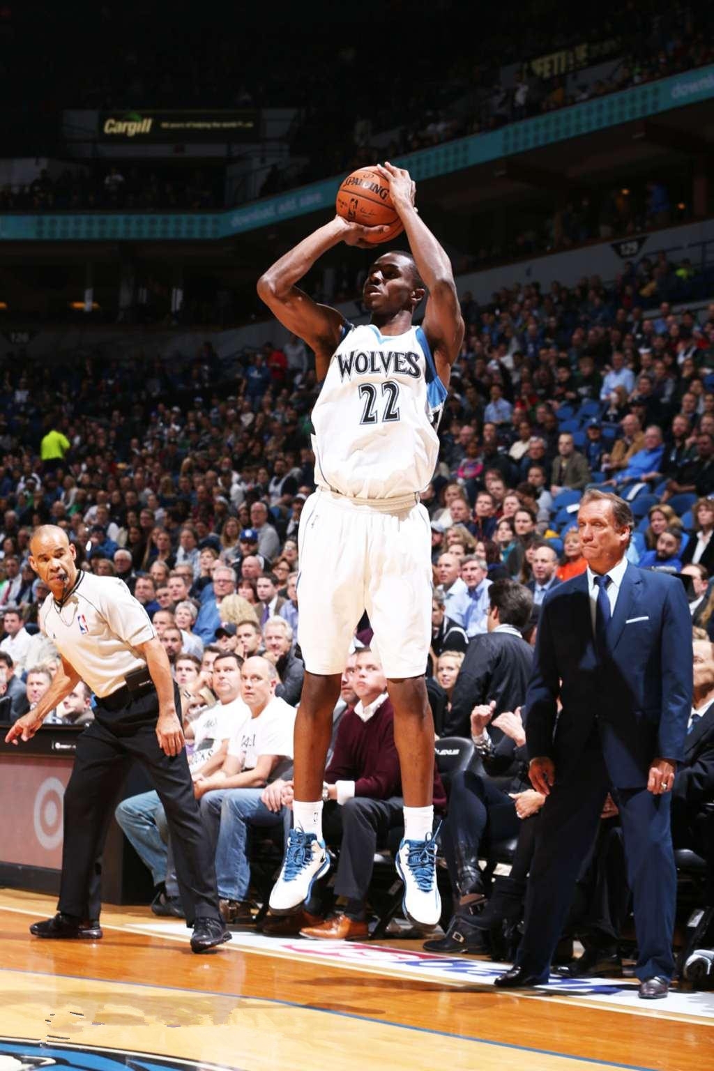 森林狼不敌勇士也有收获 维金斯创纪录为巴特勒遮羞