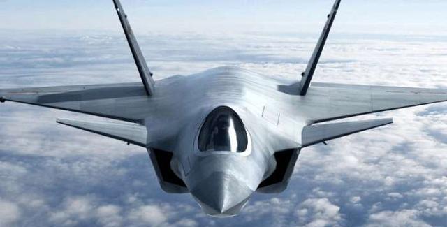 中国歼18战机何时服役,采用短距垂直起降,性能超越f35