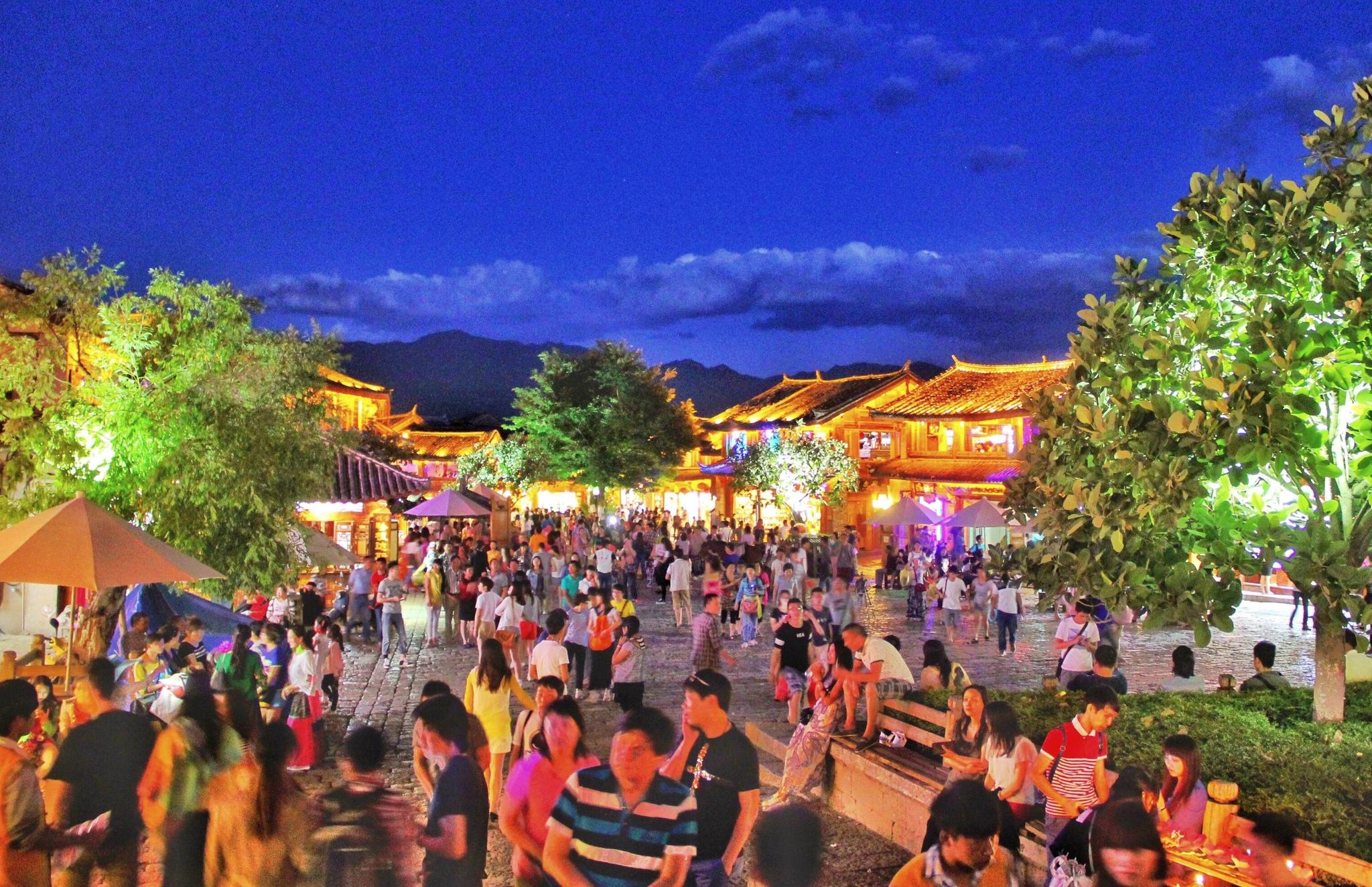 云南丽江旅游业刮骨疗毒一周年游客寥寥无几你还会去吗