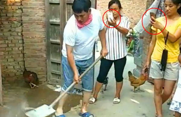 农村老人说人穷莫走亲,富贵不回乡,现在还有