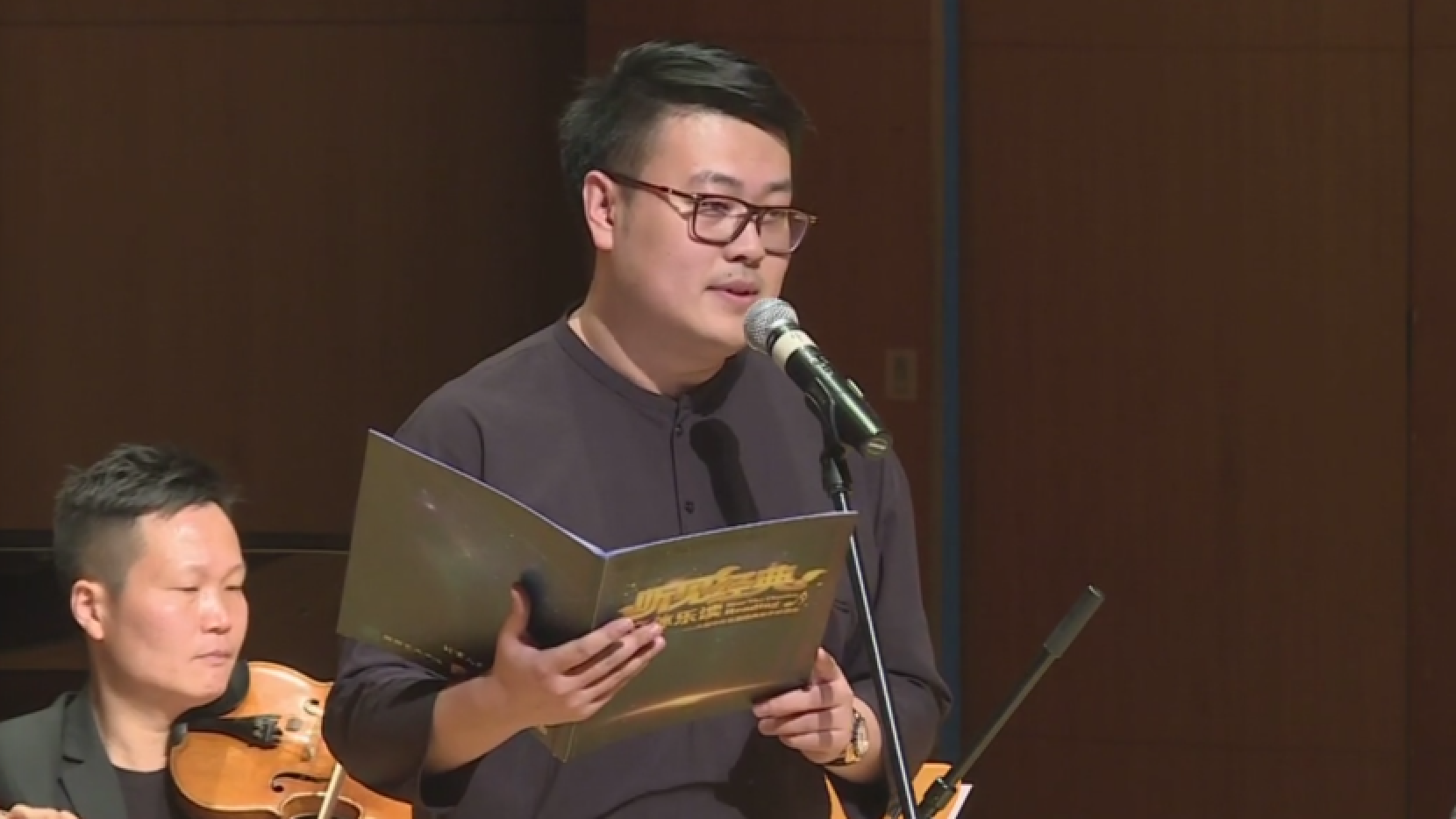 于浩- 碧云寺的秋色