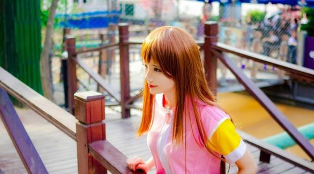 烟雀 詚轩 化妆: coser真夏 后期: 烟雀 coser真夏 协力: 靈川井静香