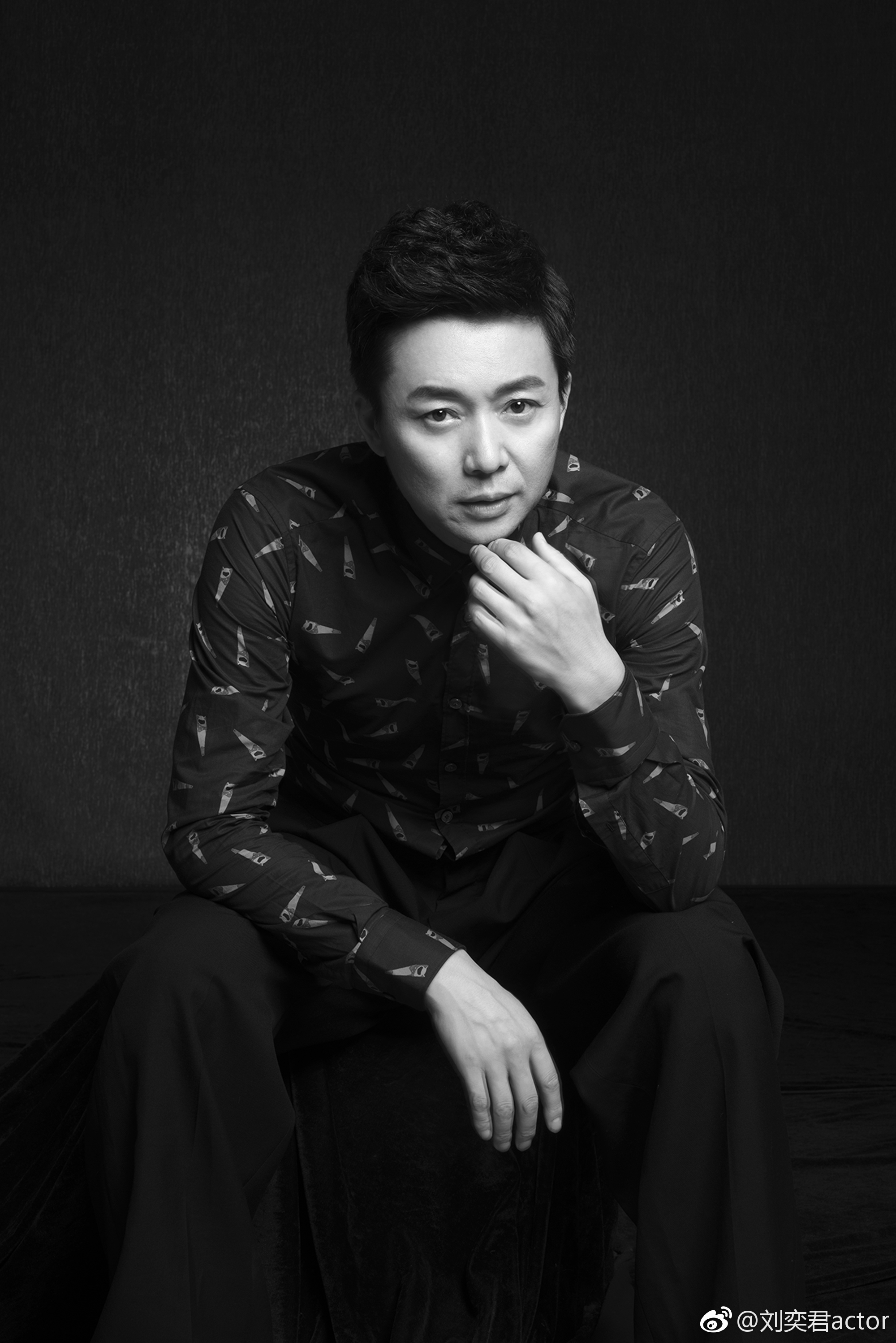 年近五十才爆红的反派专业户,他的魅力让观众冲他才看《扶摇》