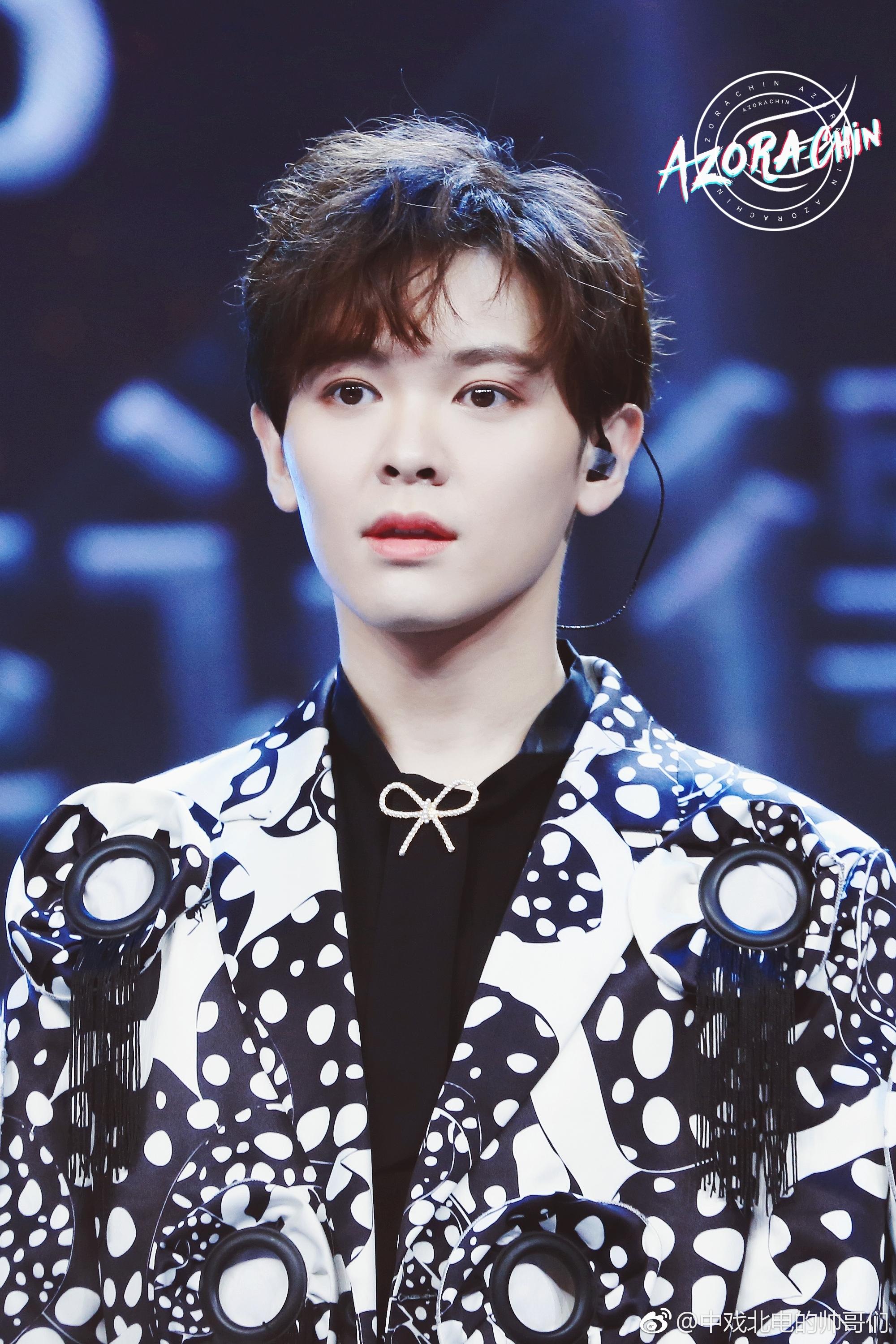 南京艺术学院2015级音乐传播专业 看着天空中