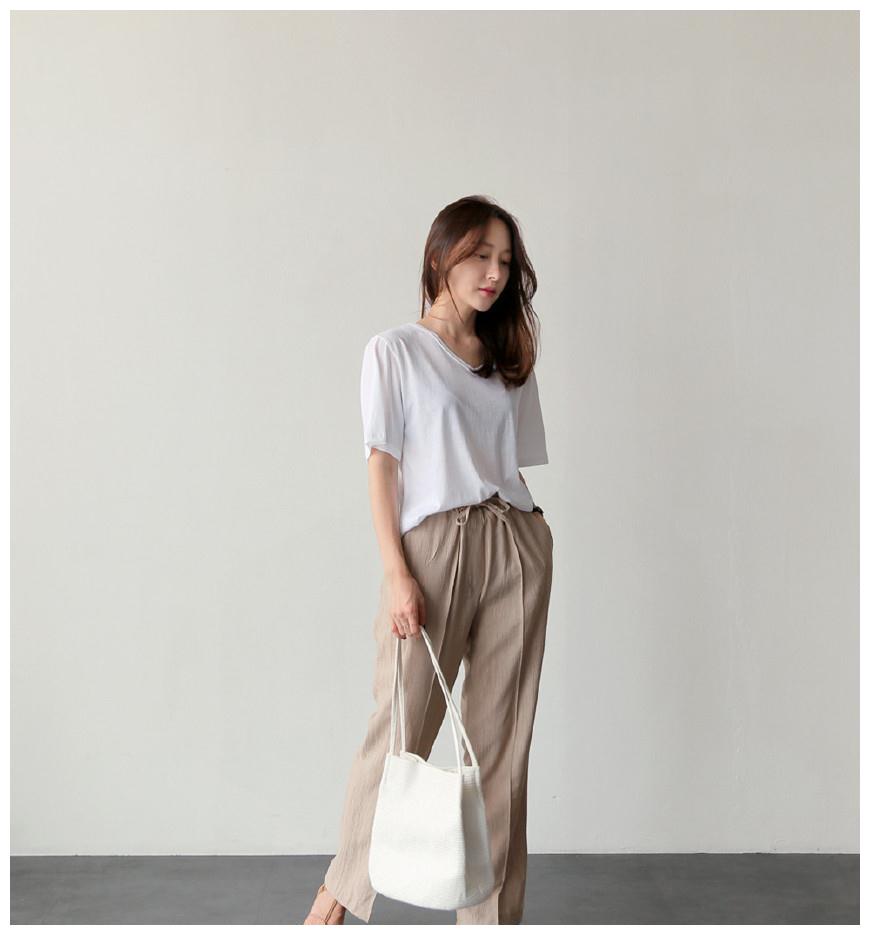 夏季白色上衣搭配 简单的基础搭配也能穿出优雅气质