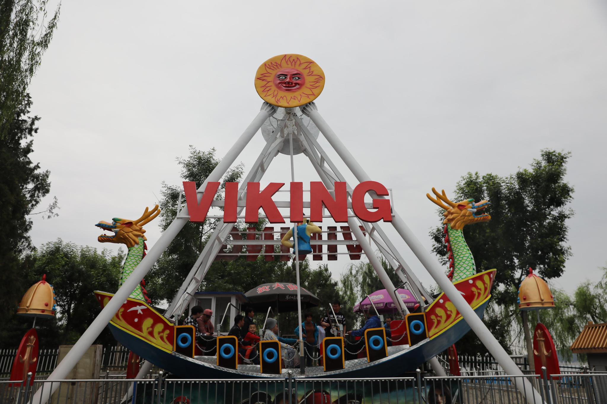 北京游湖的地方不仅仅是颐和园这个地方更有趣且内容更丰富