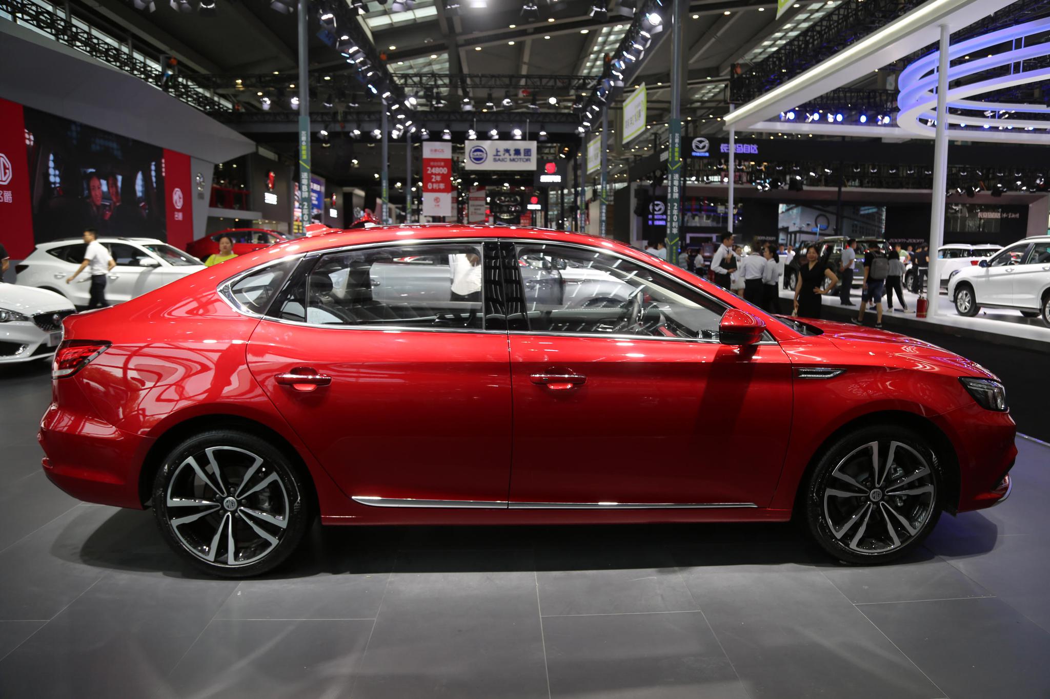 全新名爵6,10万级别豪华互联网性能座驾,车展实拍!