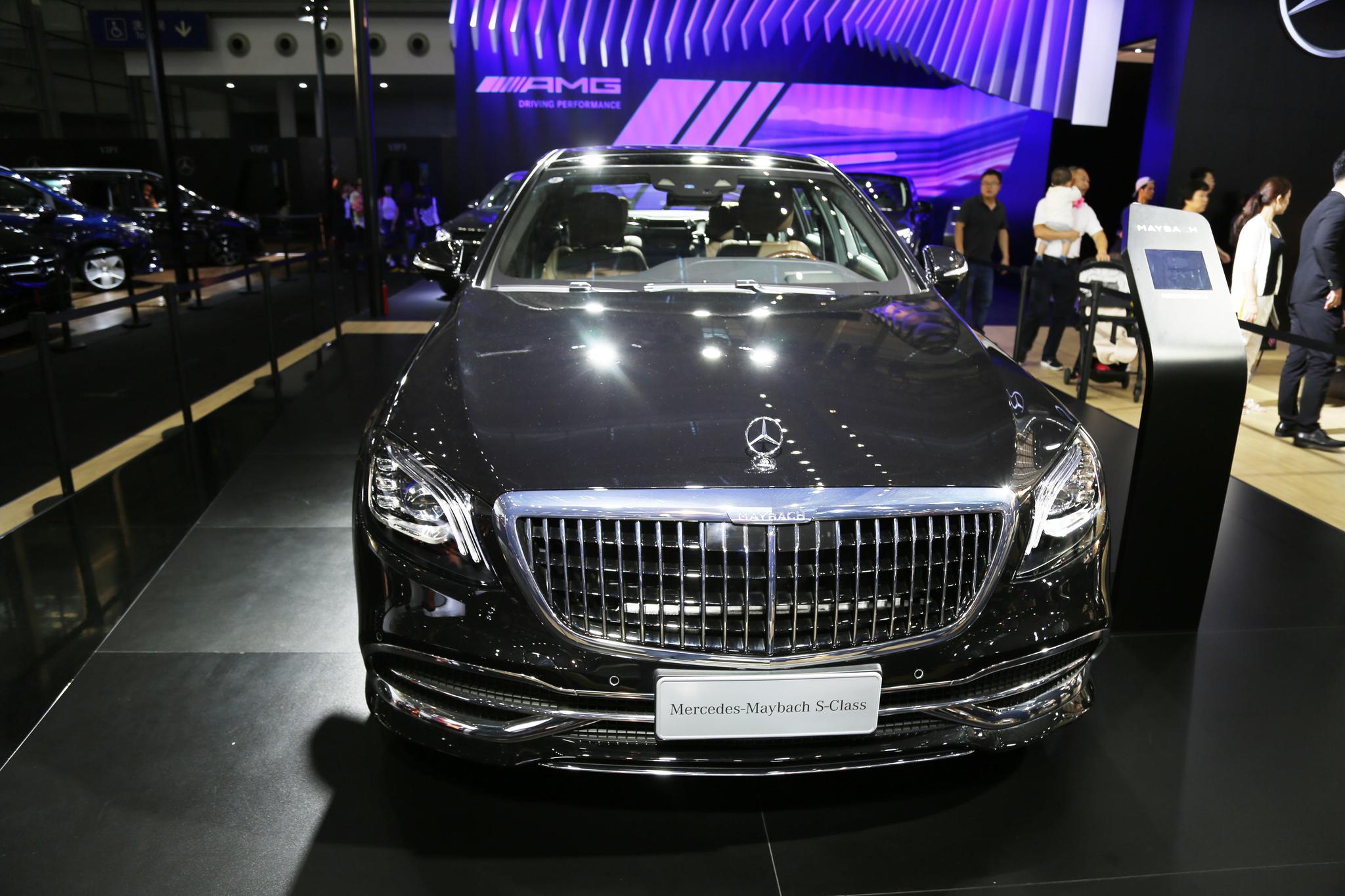 最贵奔驰轿车:梅赛德斯-迈巴赫s级,亮相深圳十一国际车展!