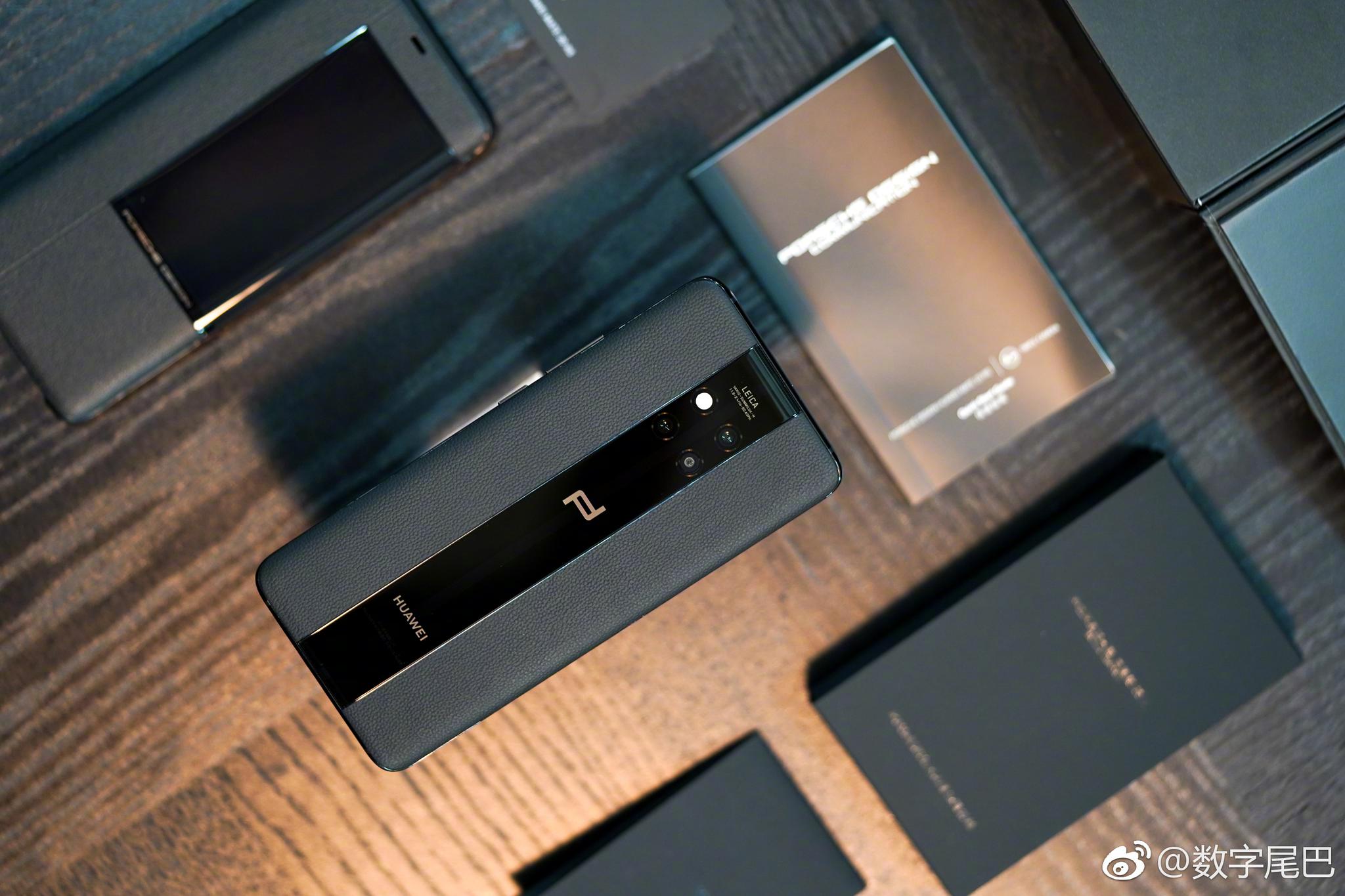 华为mate20rs保时捷设计玄黑版图赏