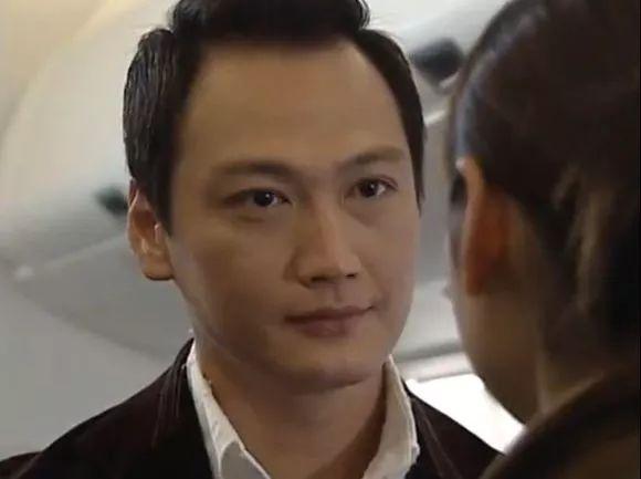 前tvb当红小生被称师奶杀手第一人 在新剧中造型充满江湖味