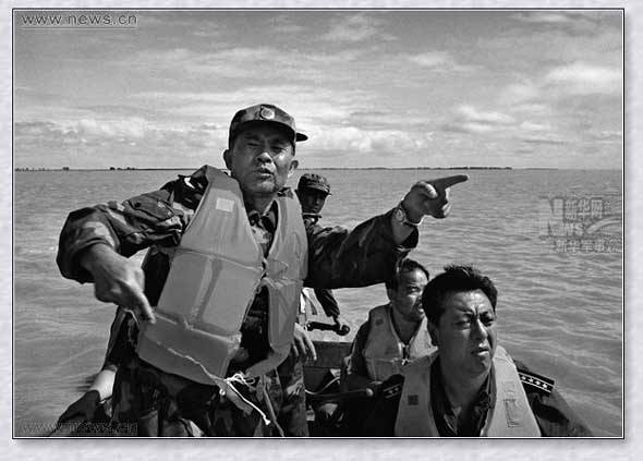 这是条汉子大胡子师长吴长富