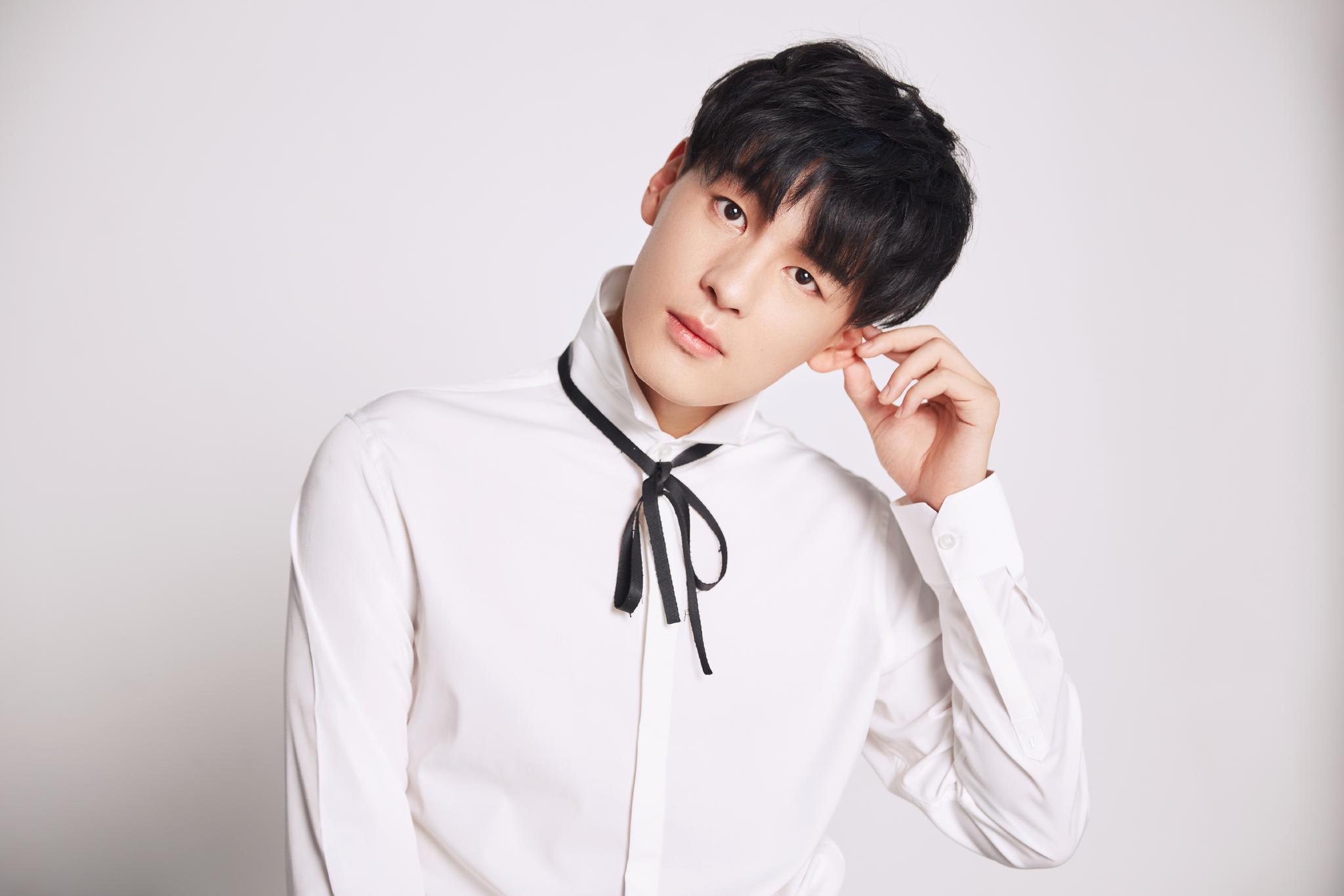 必须安利一下我们可盐可甜,可奶可酷,呆萌中二的热血少年昊男哥@谭泉