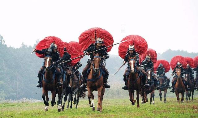 日本古代高等武士骑马背上会背一个竹篓,被称为母衣很是神秘|平安|武士|竹篓|首级|日本_新浪新闻