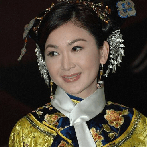 千年一帝康熙, 为何他的皇后接连去世, 都是英年早逝 真的克妻吗