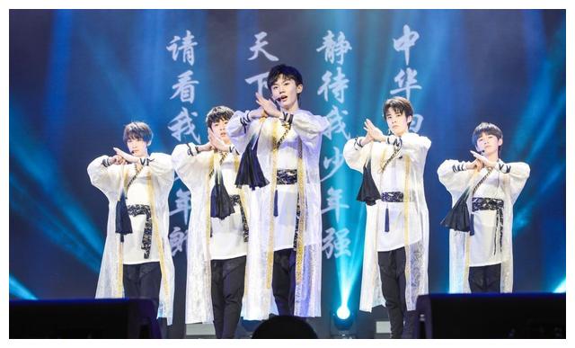 tyt台风少年团出道首唱,腾讯音乐娱乐带来视听盛宴
