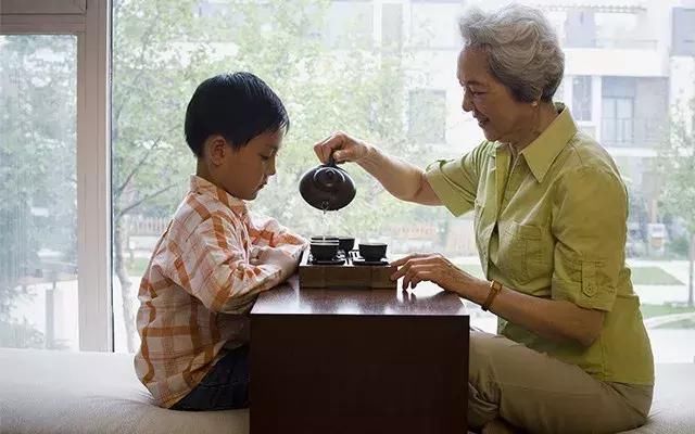 儿童到底能不能喝茶?